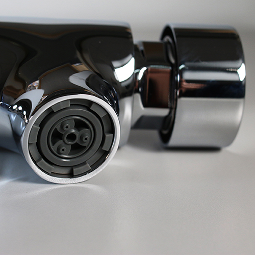 Grifo colectivo de bronce cromado de pared con 90 % de ahorro agua